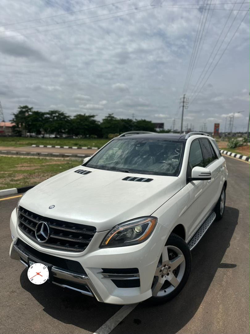 
								Giveaway Deal‼️‼️‼️ (152k Mileage) Grade A Foreign Used 2015 on belt Mbenz Ml400 car is in pristine condition (Pure Accident Free) Full Option (Keyless, Power Boot, Double Pano Roof, Mini Freezer & More) with 2026 May Entry Duty going for just 30m with only 1m sambo with me (Moveable) Lugbe Abuja📍 ZERO CHAIN DEAL full									
