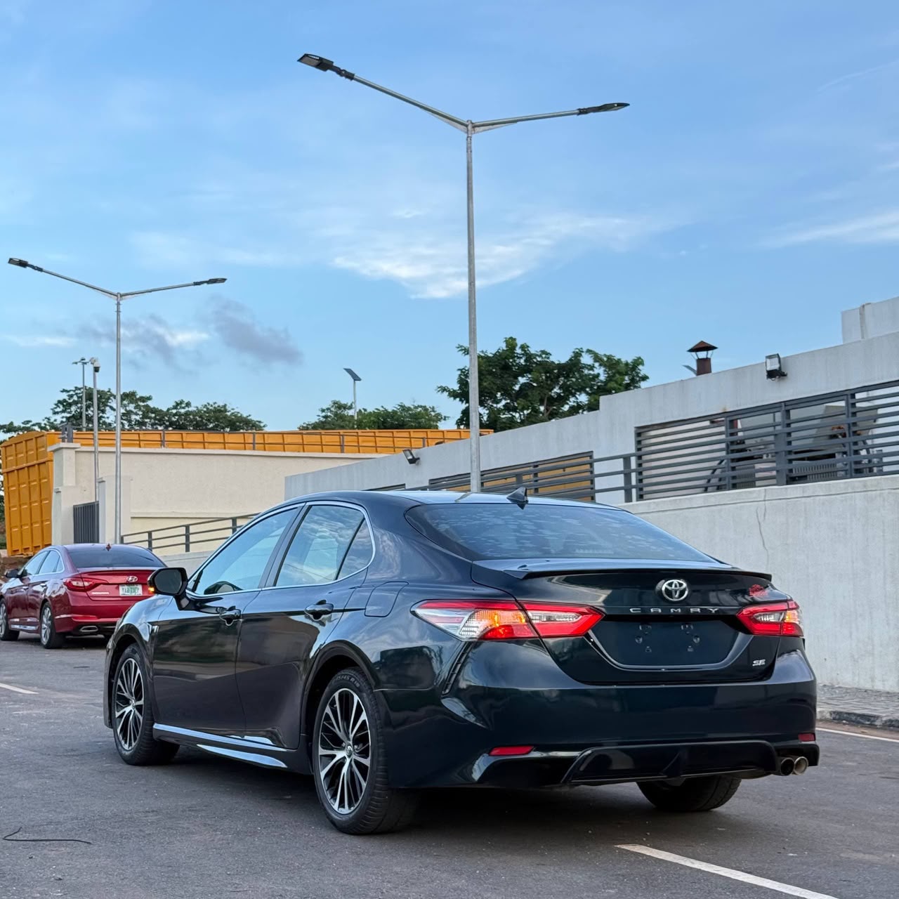 
								*DISTRESS SALE FOREIGN USED 2018 TOYOTA CAMRY SE AVAILABLE IN ABUJA N18.5m Abuja Mr B full									