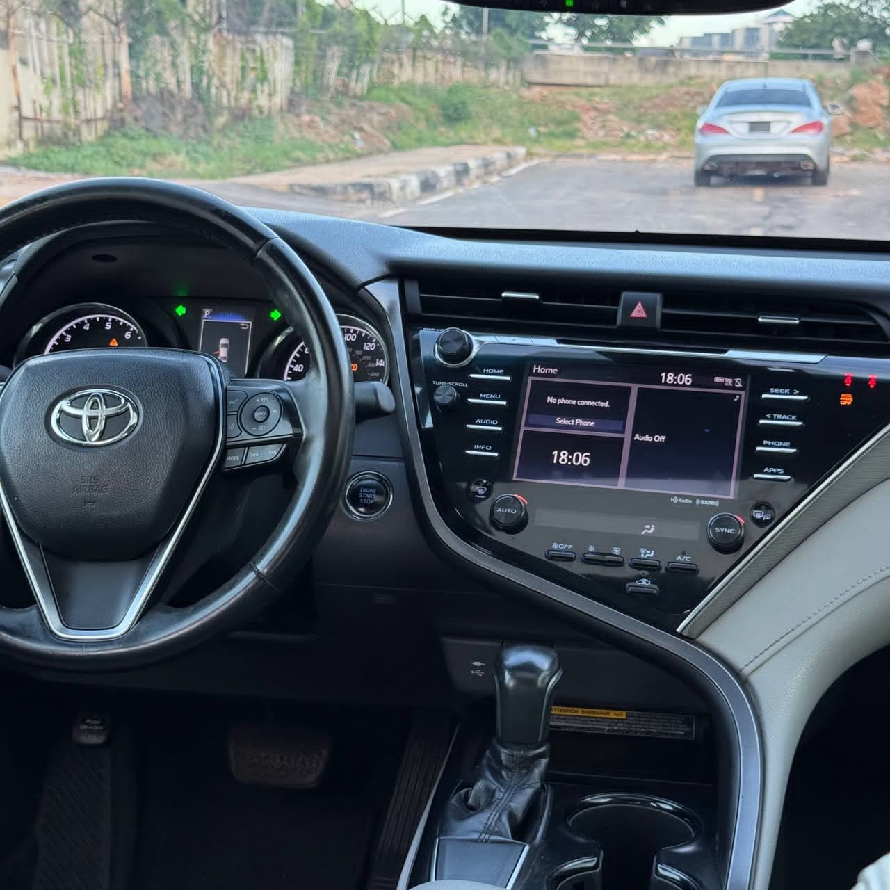 
								*DISTRESS SALE FOREIGN USED 2018 TOYOTA CAMRY SE AVAILABLE IN ABUJA N18.5m Abuja Mr B full									