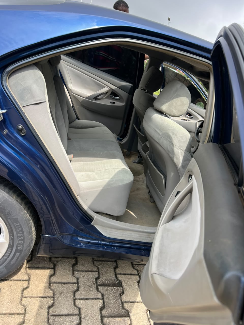 
								Extremely sharp Toyota Camry 2008 engine and gearbox untempered AC chilling going for 5.5m Location Abuja deal full									