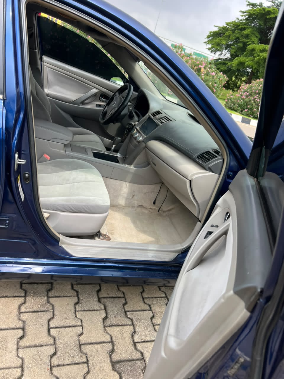 
								Extremely sharp Toyota Camry 2008 engine and gearbox untempered AC chilling going for 5.5m Location Abuja deal full									