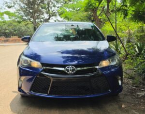 QUICKEST SWEET DEAL:  EXTREMELY SHARP HIGEHST GRADE FOREIGN USED 2015 ON BELT TOYOTA CAMRY SE WITH MINT INTERIOR, NO SINGLE 9JA PAINT WITH UNTAMPARED ENGINE ND GEAR.GOING FOR JUST 15M. NO SUNROOFp