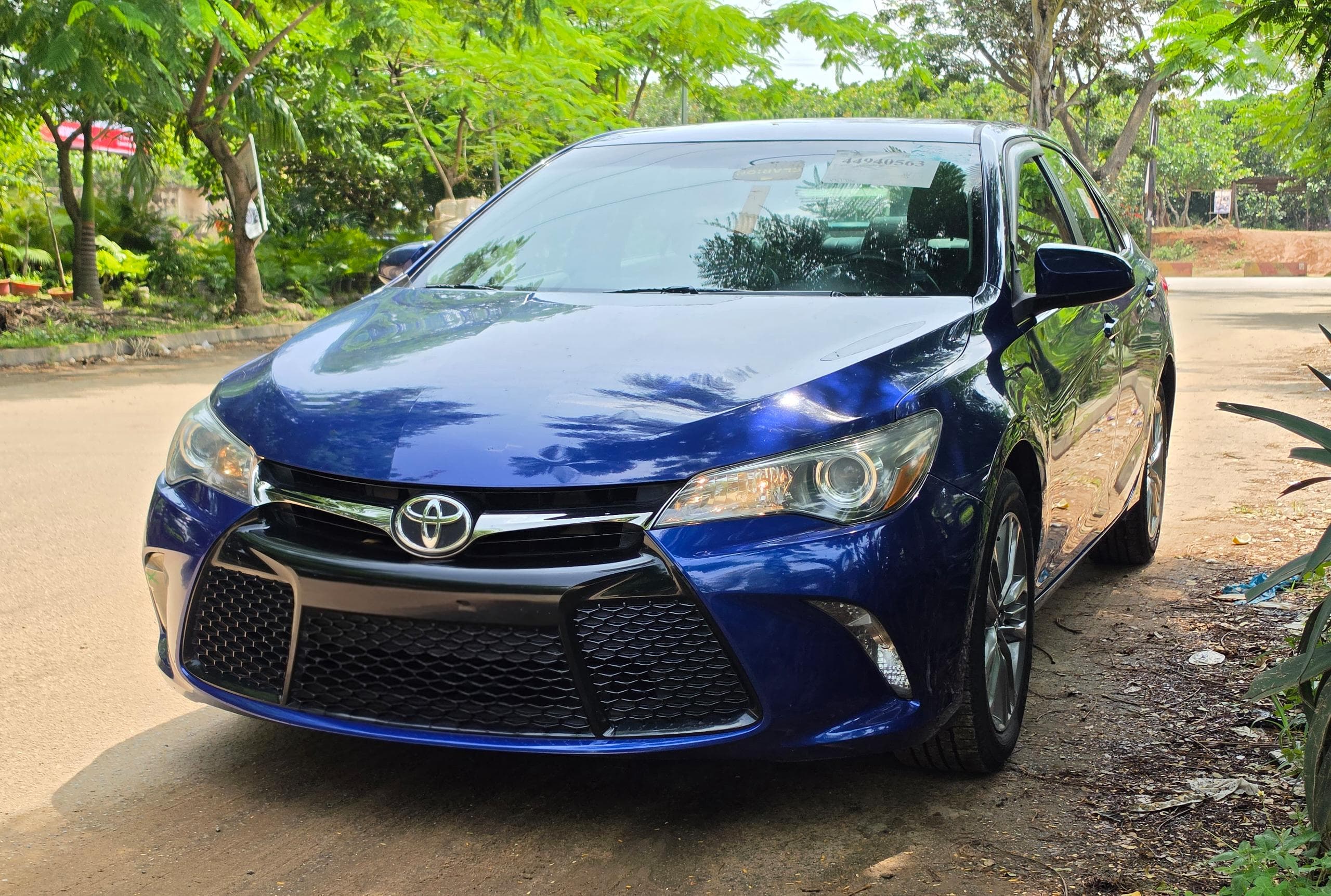 
								QUICKEST SWEET DEAL:  EXTREMELY SHARP HIGEHST GRADE FOREIGN USED 2015 ON BELT TOYOTA CAMRY SE WITH MINT INTERIOR, NO SINGLE 9JA PAINT WITH UNTAMPARED ENGINE ND GEAR.GOING FOR JUST 15M. NO SUNROOFp full									