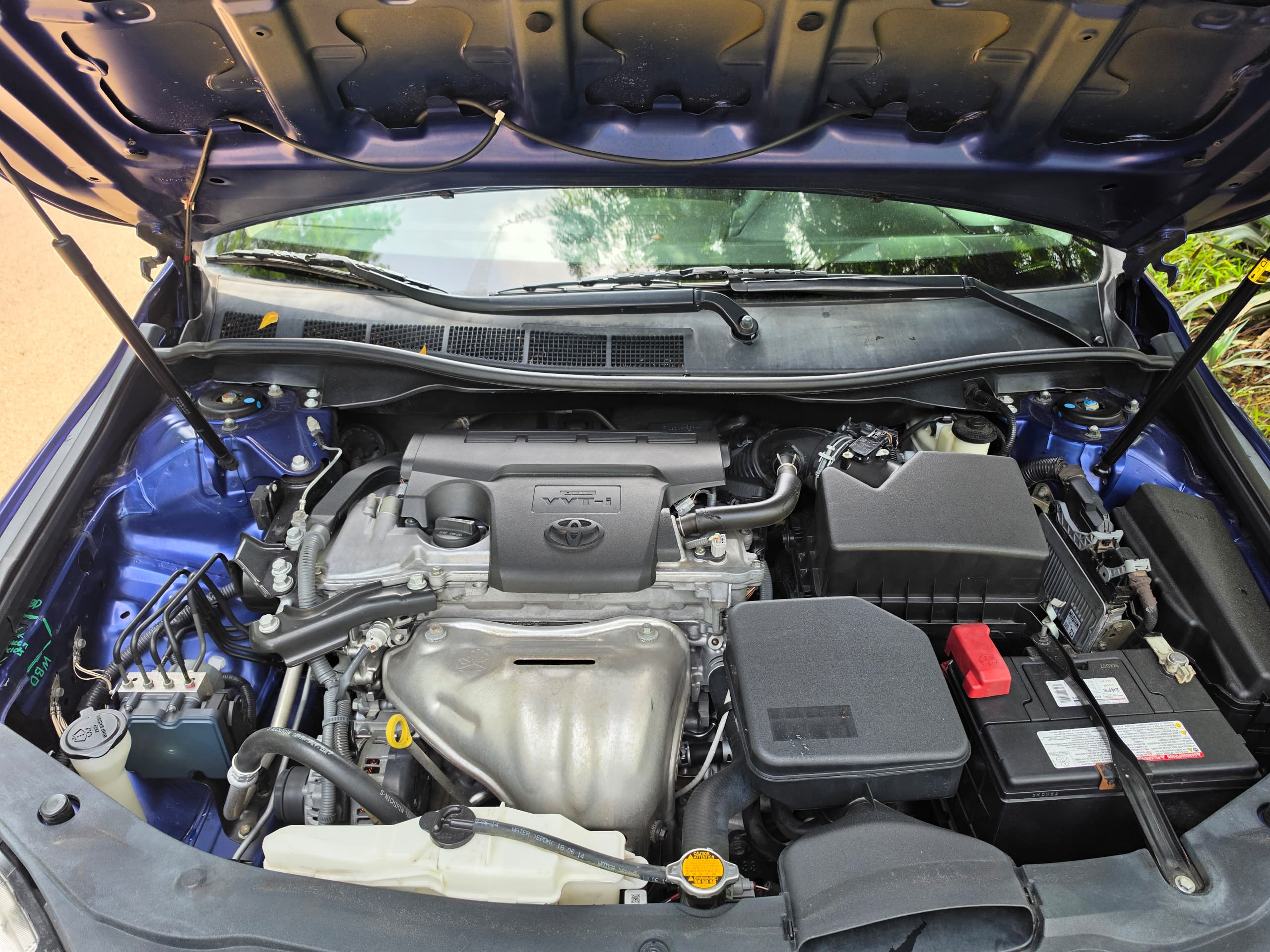 
								QUICKEST SWEET DEAL:  EXTREMELY SHARP HIGEHST GRADE FOREIGN USED 2015 ON BELT TOYOTA CAMRY SE WITH MINT INTERIOR, NO SINGLE 9JA PAINT WITH UNTAMPARED ENGINE ND GEAR.GOING FOR JUST 15M. NO SUNROOFp full									