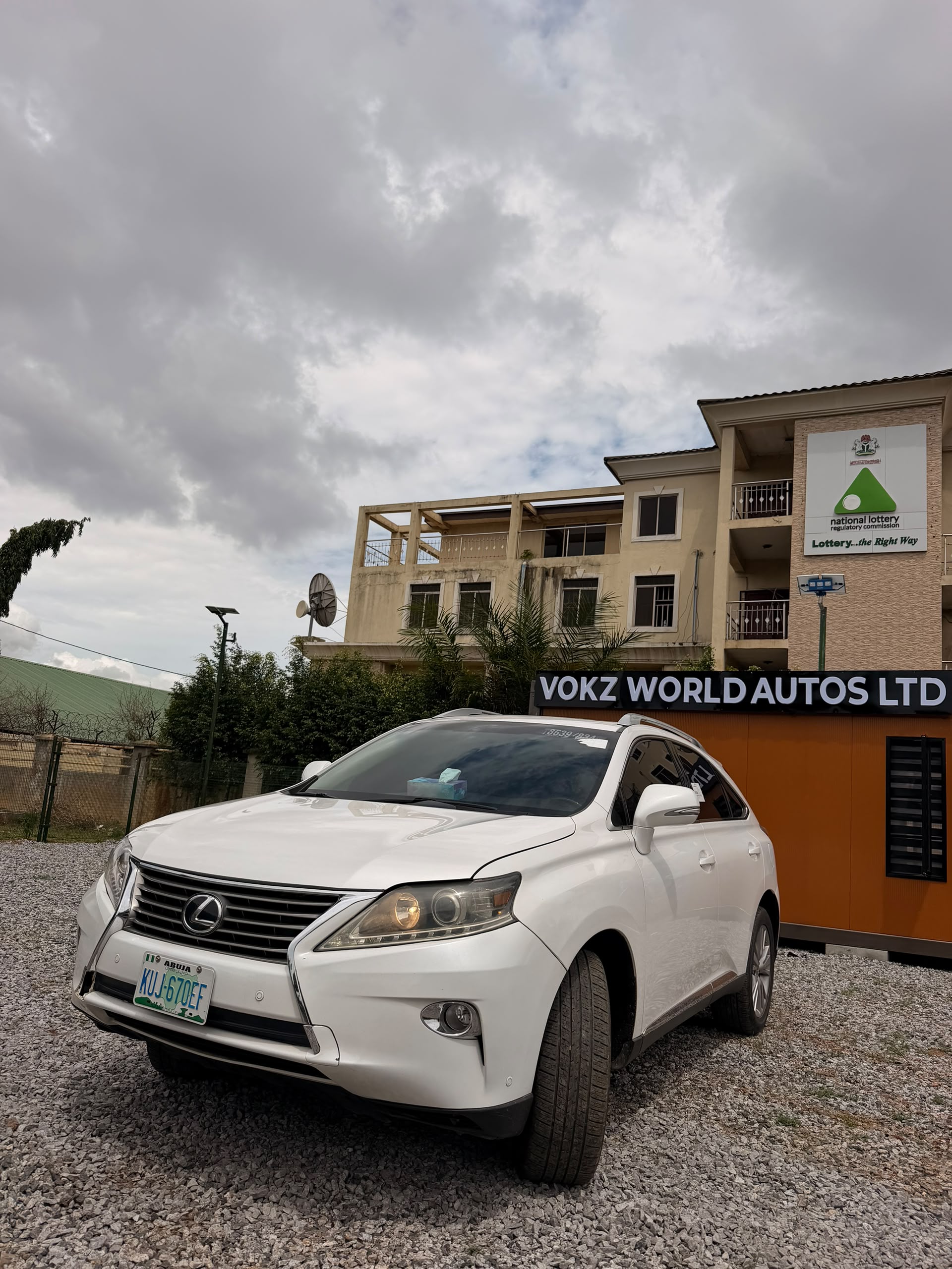 
								2013 SHARP RX350 FEW MONTHS USED. Instead of getting direct Belgium, get this !  17.5M only full									