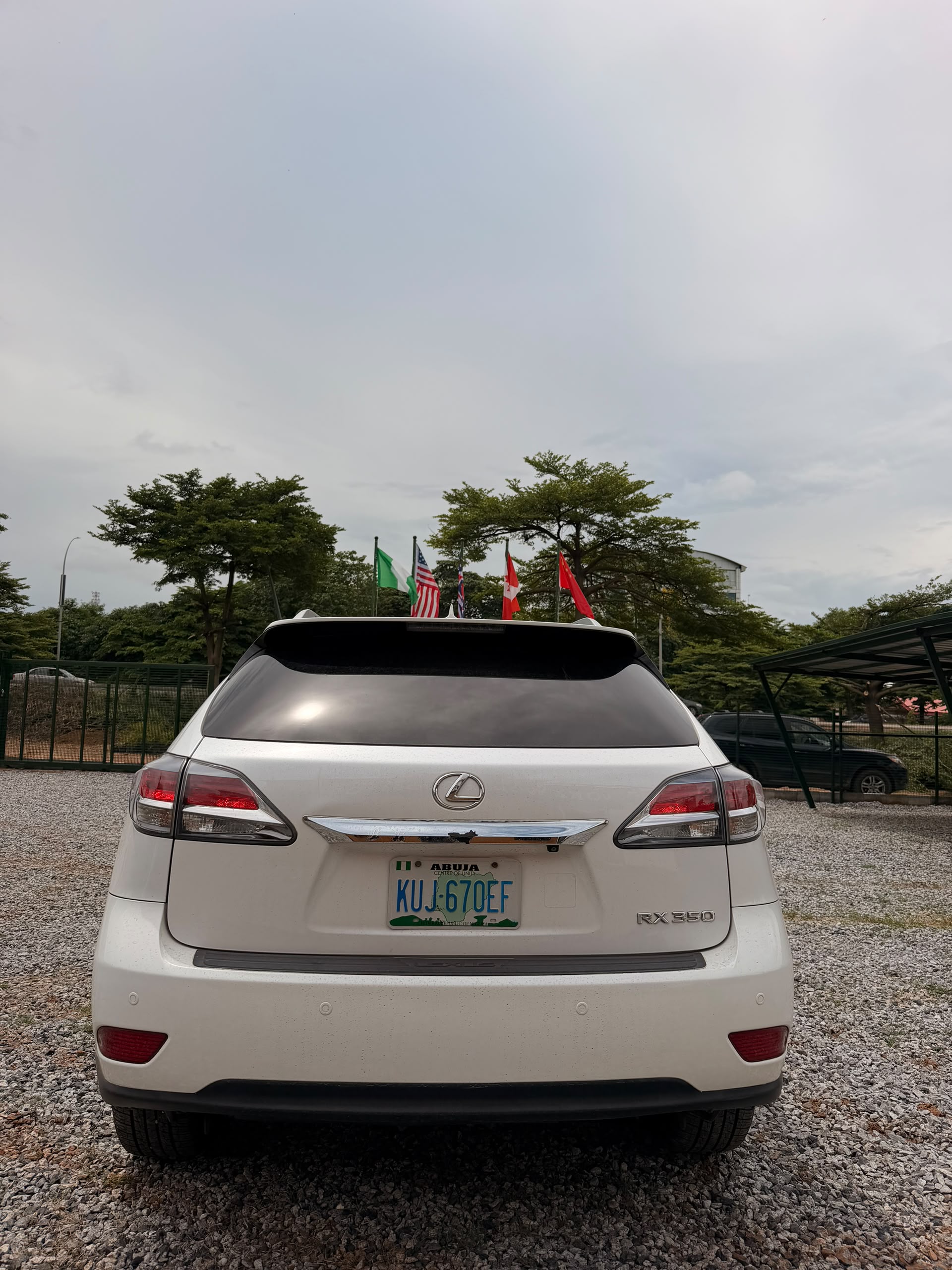 
								2013 SHARP RX350 FEW MONTHS USED. Instead of getting direct Belgium, get this !  17.5M only full									