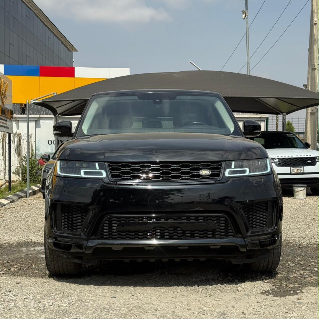 
								Foreign Used Range Rover Sport 2014 upgraded to 2019/2020 going for 26 Abuja . Muh’d Ay full									