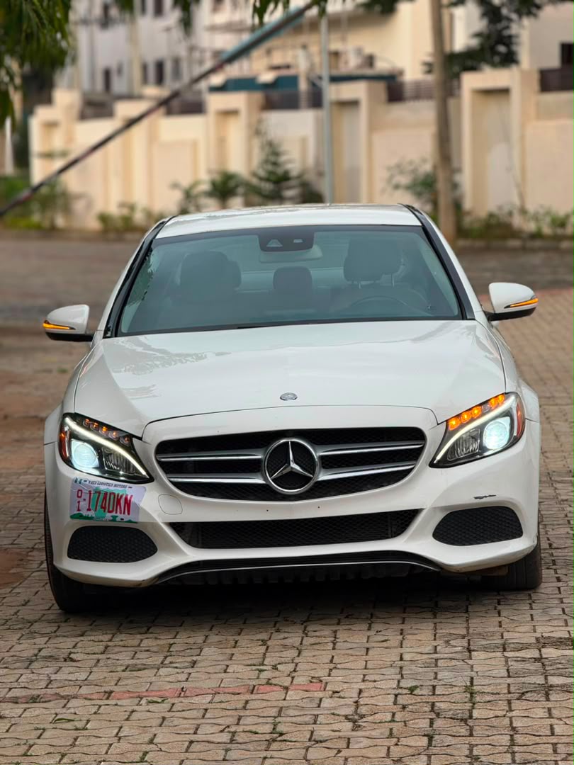 
								Distress Sell foreign used Mercedes Benz C300 2016 for just 16.5m Abuja full									
