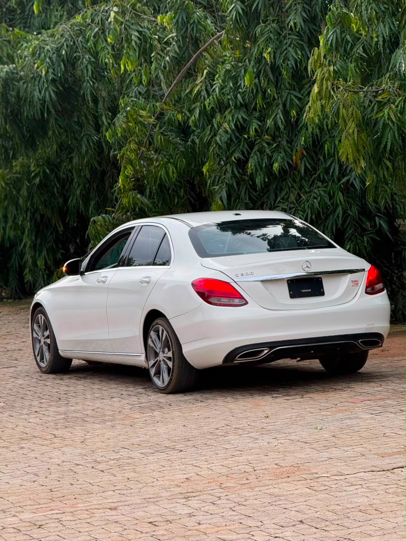 
								Distress Sell foreign used Mercedes Benz C300 2016 for just 16.5m Abuja full									