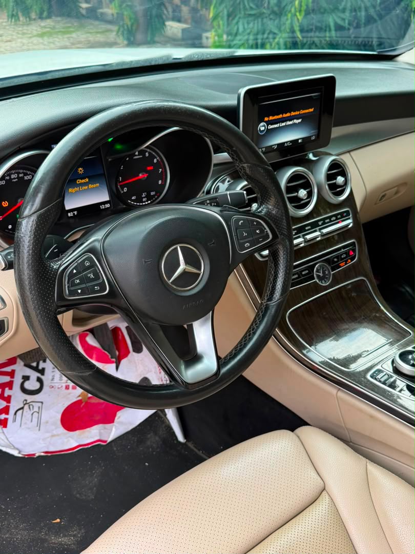 
								Distress Sell foreign used Mercedes Benz C300 2016 for just 16.5m Abuja full									