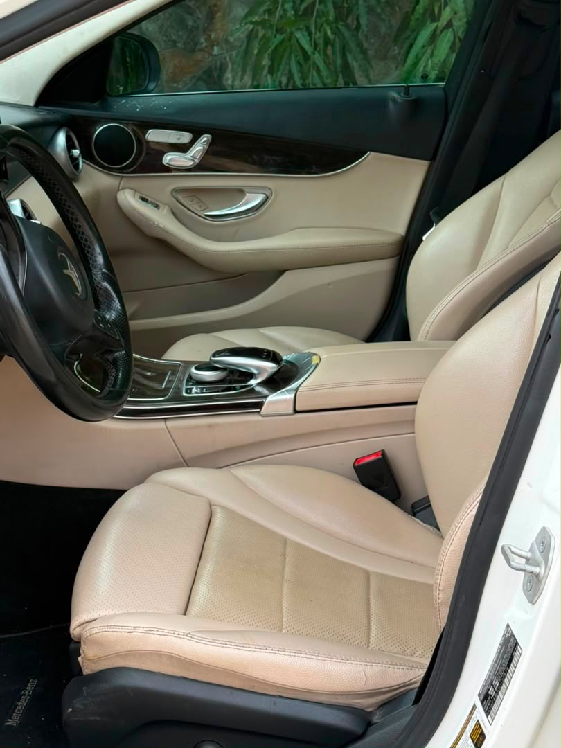 
								Distress Sell foreign used Mercedes Benz C300 2016 for just 16.5m Abuja full									