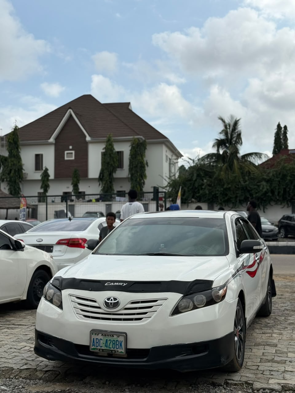 
								NEATLY USED TOYOTA Camry 2006   roof, Buy and drive, Nothing to fix, everything working perfectly.   Buy and drive.   💰 6.8 M 📍Abuja  🚨 Hurry before SOLD! full									