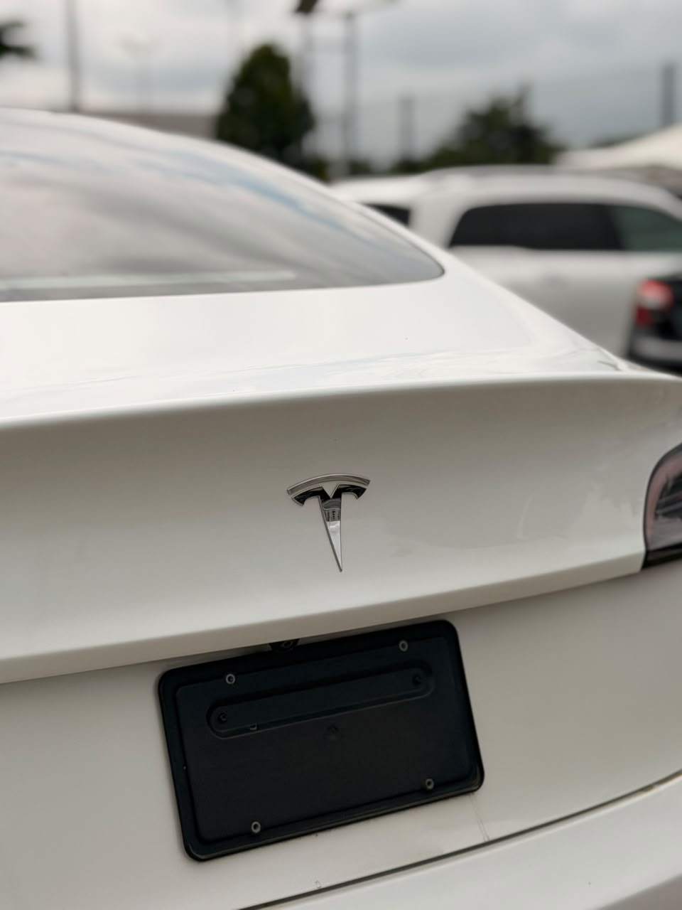 
								Distress Distress Distress 🔥Tesla model 3 2023 model   With original duty  Going for 78m  Abuja deal full									
