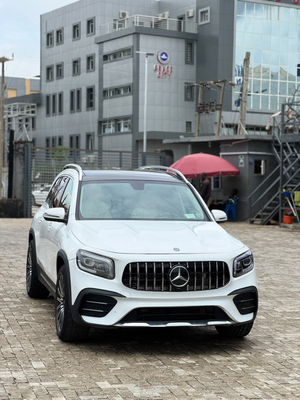 
								Foreign used 2021 GLB 250   With original custom duty  Going for 47m  Abuja deal full									