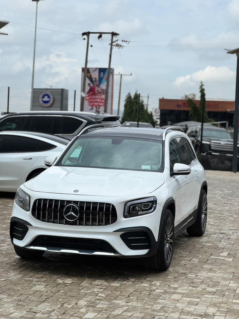 
								Foreign used 2021 GLB 250   With original custom duty  Going for 47m  Abuja deal full									
