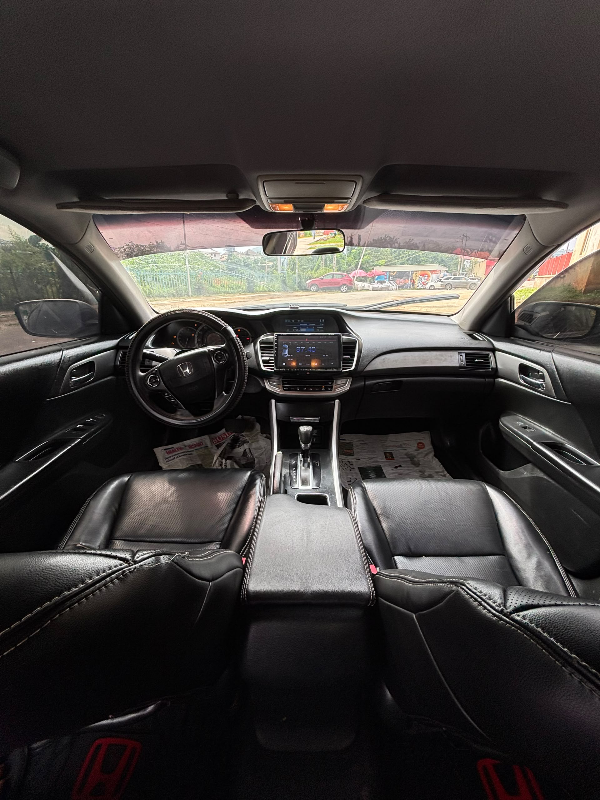 
								DISTRESS ‼️ NEATLY USED 2013 HONDA ACCORD WITH CLEAR DOCUMENTS ✅ DOUBLE SCREEN ‼️ REVERSE CAMERA‼️ EVERYTHING BLESSED‼️ AC FREEZING ‼️HEADED FOR 7.999MILLION NAIRA NET full									