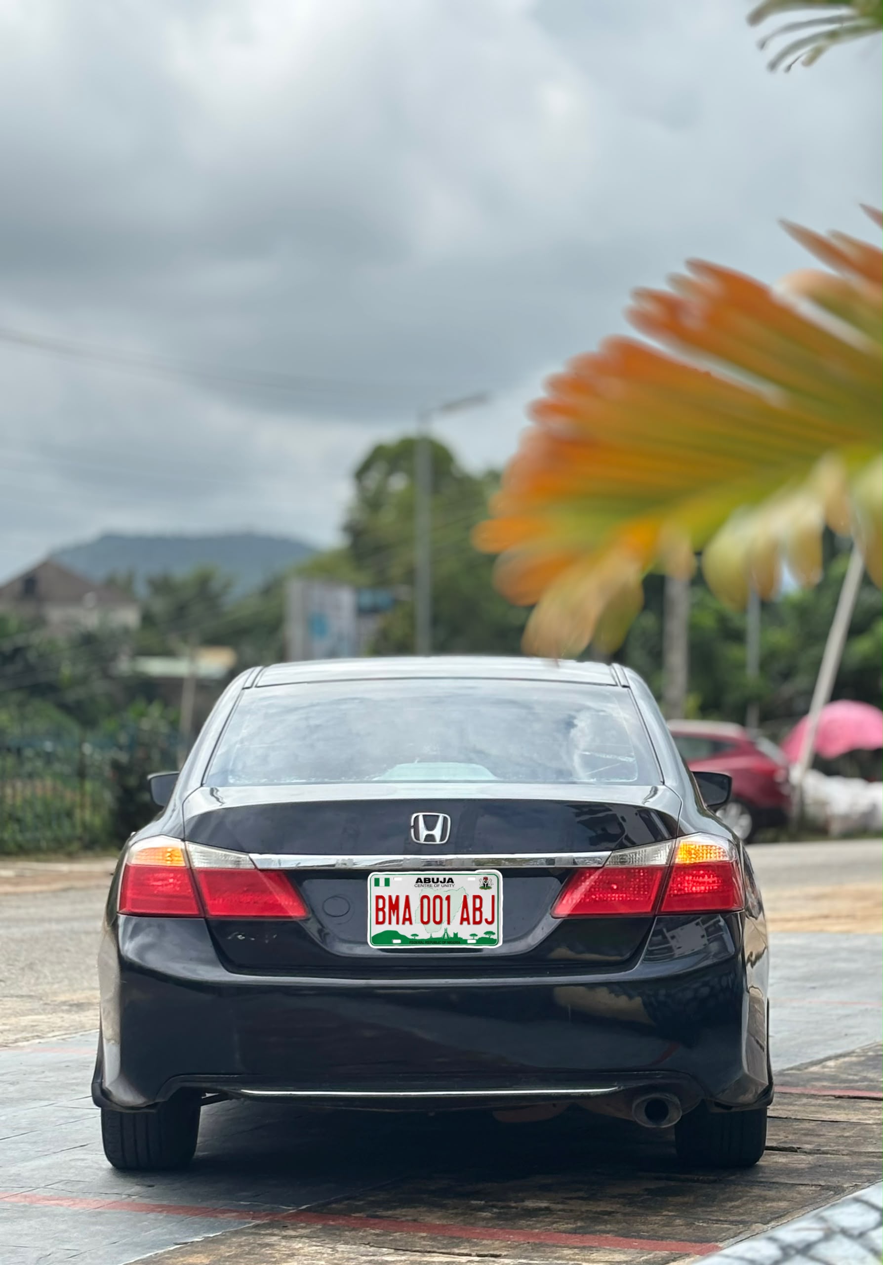 
								DISTRESS ‼️ NEATLY USED 2013 HONDA ACCORD WITH CLEAR DOCUMENTS ✅ DOUBLE SCREEN ‼️ REVERSE CAMERA‼️ EVERYTHING BLESSED‼️ AC FREEZING ‼️HEADED FOR 7.999MILLION NAIRA NET full									