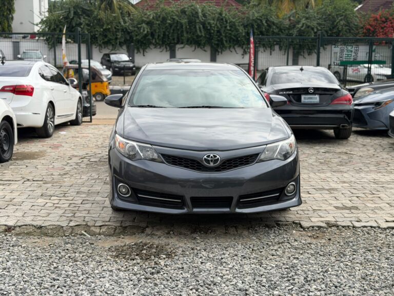 JUST ARRIVED!! 🚨  Foreign Used 2012 Toyota Camry SE V6 Keyless entry • Everything working perfectly • Buy & Drive  💰 ₦14.8 Million 📍 Abuja