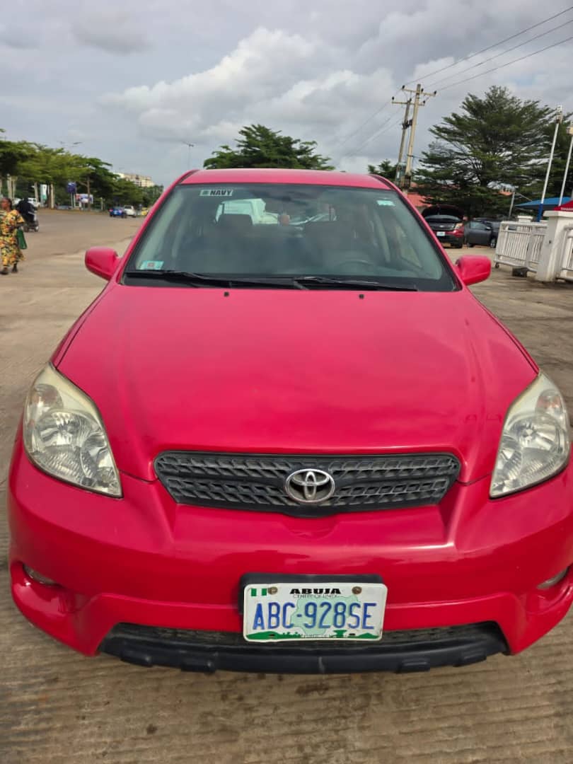 
								First Grade Toyota matrix 2007 Extremely clean with Unterperd engine And gear Going for 6.5 Location Abuja full									