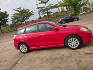 First Grade Toyota matrix 2007 Extremely clean with Unterperd engine And gear Going for 6.5 Location Abuja