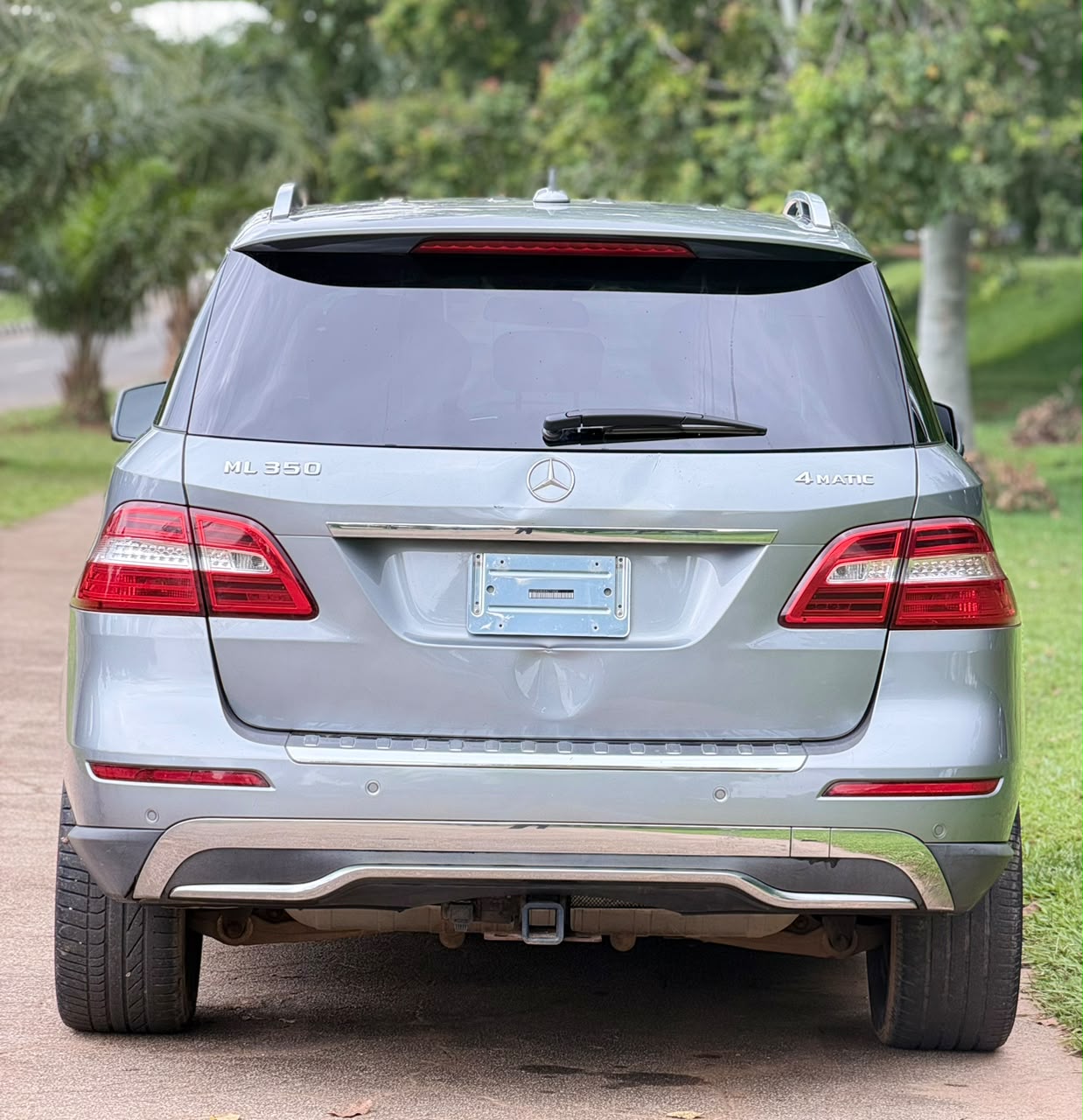 
								NeW ArriVaL🚀   A-GraDe ExTreMeLy CleaN FOREIGN USED 2014 ML350 MERCEDES BENZ 4MATIC Available In MinT ConDiTioN….Too Frosh In & OuT, Keyless, Sunroof, Black Leather SeaT, Mouse Control, Running board light WiTh Custom DuTy Going for Just 24.5m OnLy  AbuJa LoKaTioN full									