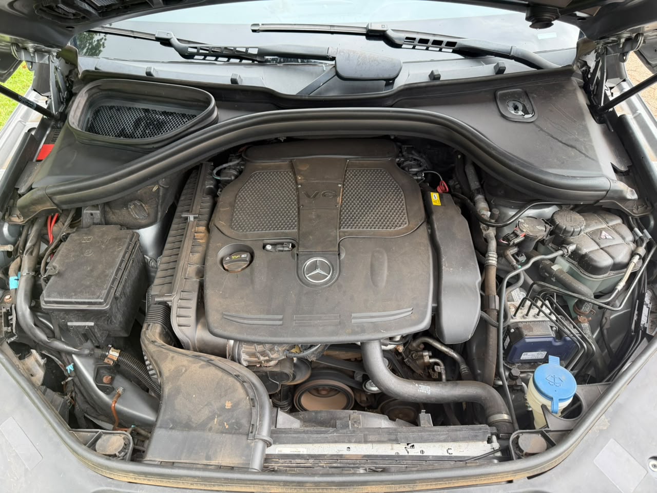 
								NeW ArriVaL🚀   A-GraDe ExTreMeLy CleaN FOREIGN USED 2014 ML350 MERCEDES BENZ 4MATIC Available In MinT ConDiTioN….Too Frosh In & OuT, Keyless, Sunroof, Black Leather SeaT, Mouse Control, Running board light WiTh Custom DuTy Going for Just 24.5m OnLy  AbuJa LoKaTioN full									