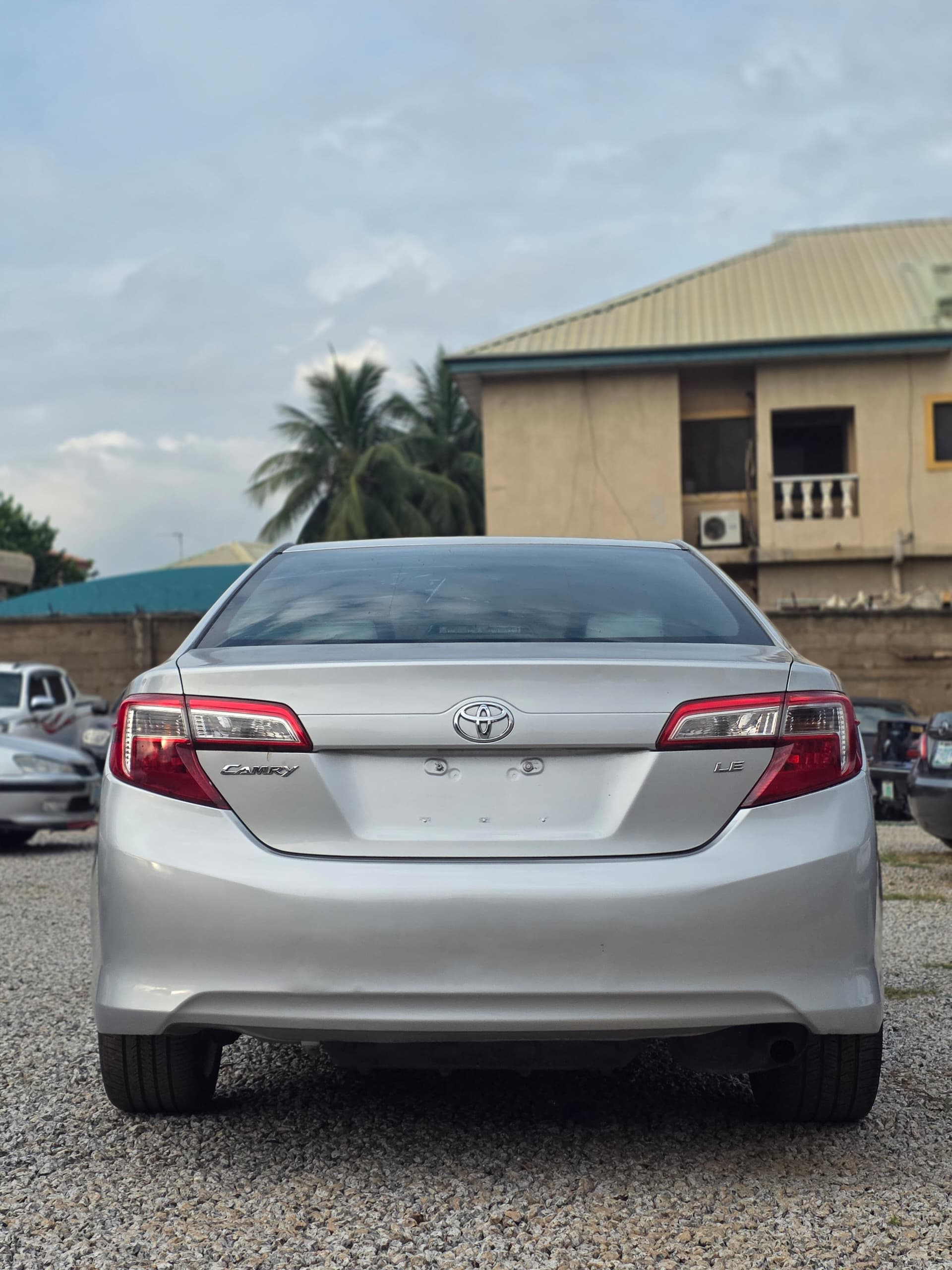 
								Mad Distress alert ⚠️ 📢 Foreign used Toyota Camry le 2013 model with original custom Duty firstbody untampered engine and gear Ac Factory fitted buy and drive absolutely nothing to fix  👉12.5m buyer settle 200k location Abuja deal full									