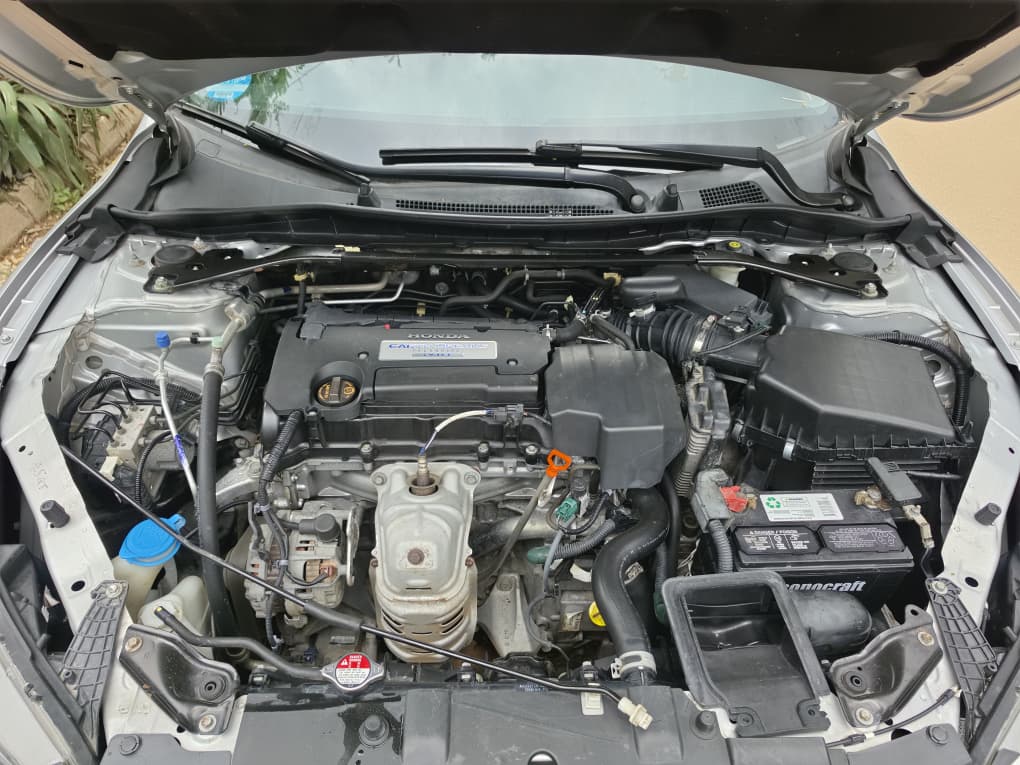 
								Highest Grade Super clean foreign used fullest option 2014 on belt  Honda Accord EXL keyless Double screen with Aug 2026 Duty going for just 13.8m full									