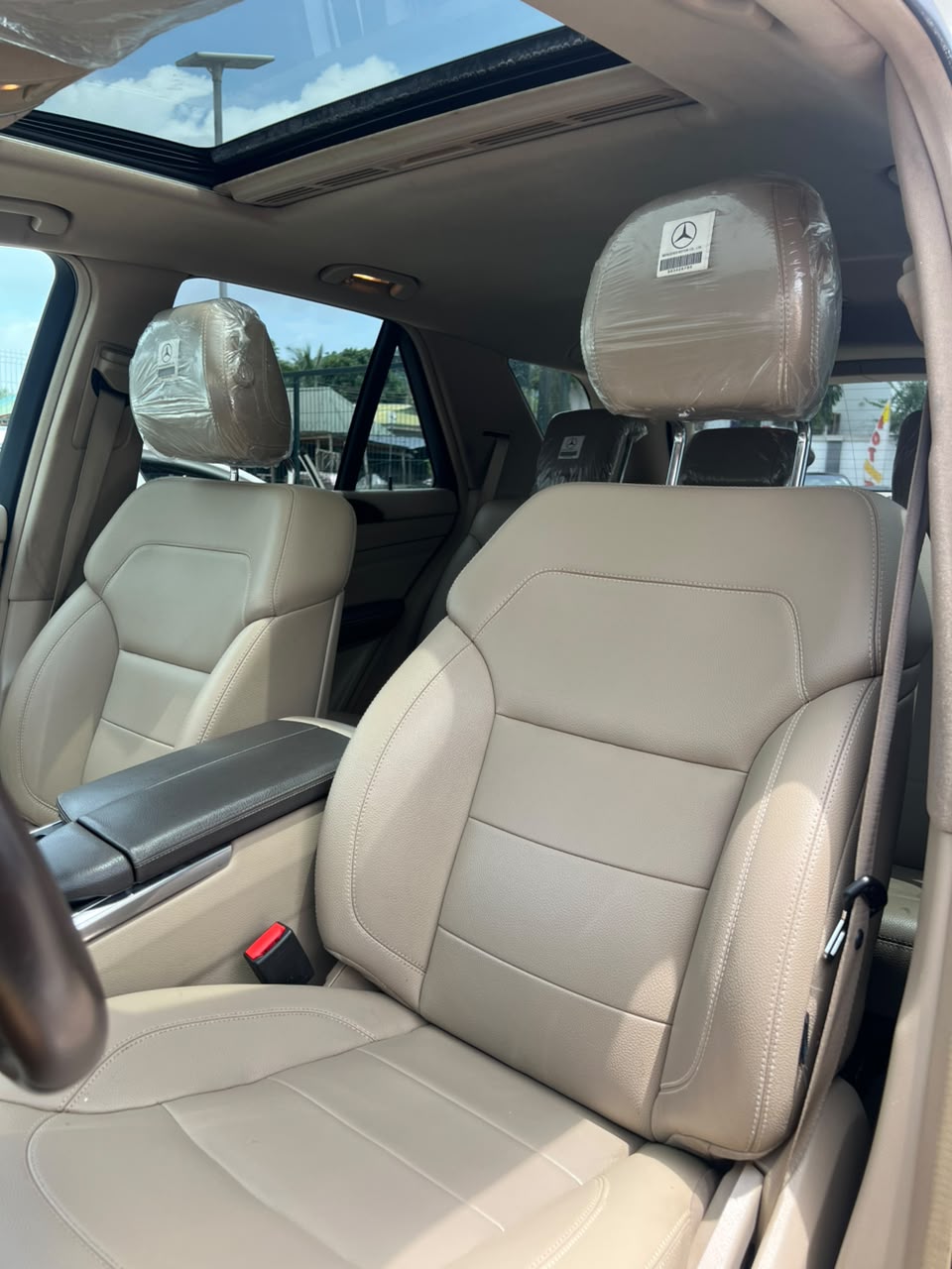 
								SUPER DISTRESS DIRECT BELGIUM 🇧🇪 2013 ML350. EVERYTHING WORKING WELL. 📍ABUJA  💰22M full									