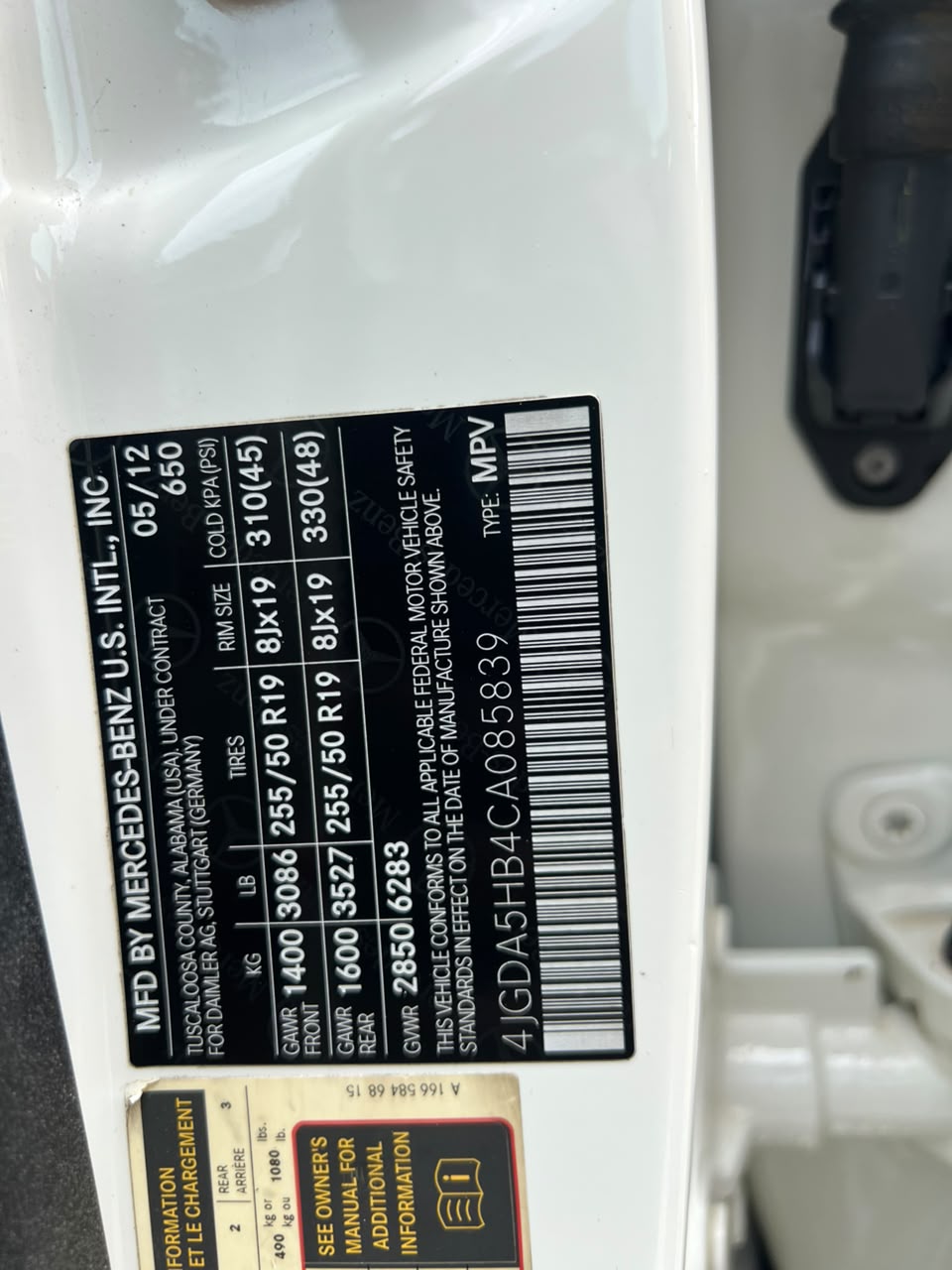 
								SUPER DISTRESS DIRECT BELGIUM 🇧🇪 2013 ML350. EVERYTHING WORKING WELL. 📍ABUJA  💰22M full									