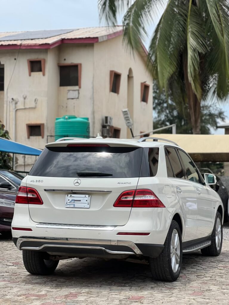 SUPER DISTRESS DIRECT BELGIUM 🇧🇪 2013 ML350. EVERYTHING WORKING WELL. 📍ABUJA  💰22M