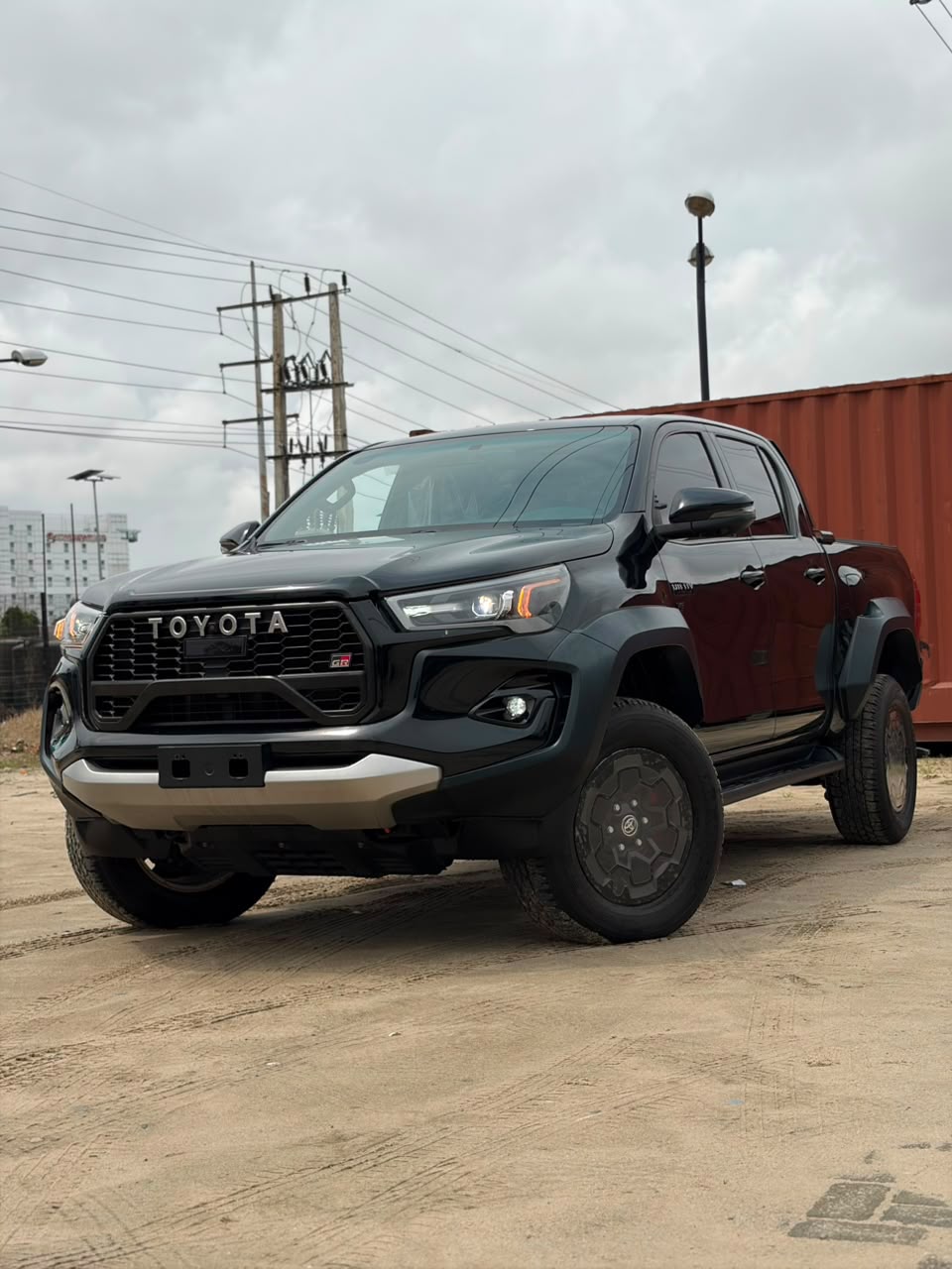 
								Brand new 2025 Toyota Hillux GRSport   With original duty  Going for 98m Abuja deal full									