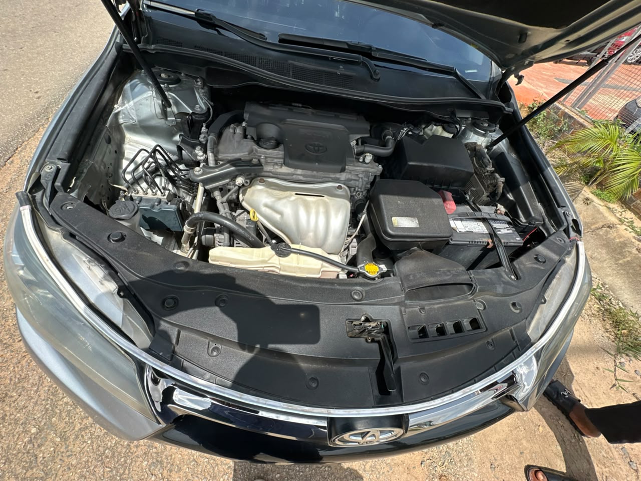 
								Extremely clean Toyota Camry XSE 2015 model, few months used first body, untempared engine and gear going for 12m Abujadeal full									