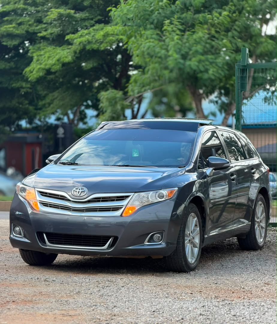 
								DEAL‼️ SLIGHTLY USED 2010MODEL  TOYOTA VENZA  FULL OPTION  DOUBLE PANO  ORIGINAL DUTY BUY AND FLEX  💰N11,500,000. ABUJA full									