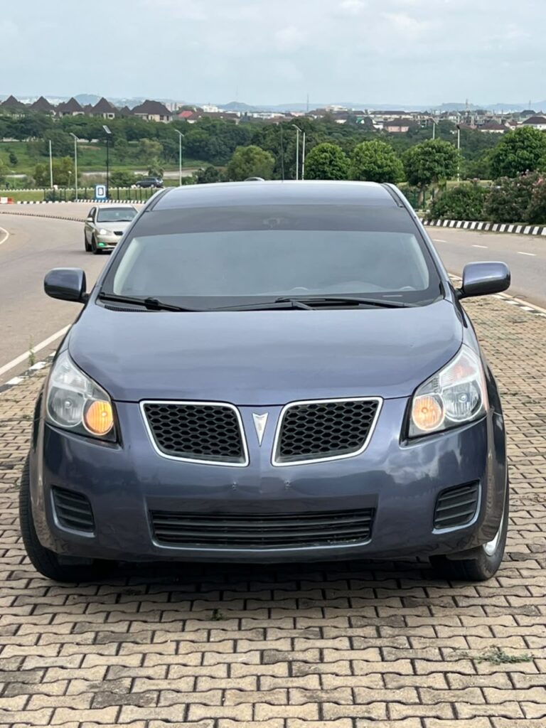 Cearfully used Pontiac vibe 2009 model in less than three months used everything is excellent going for 7m Abuja deal