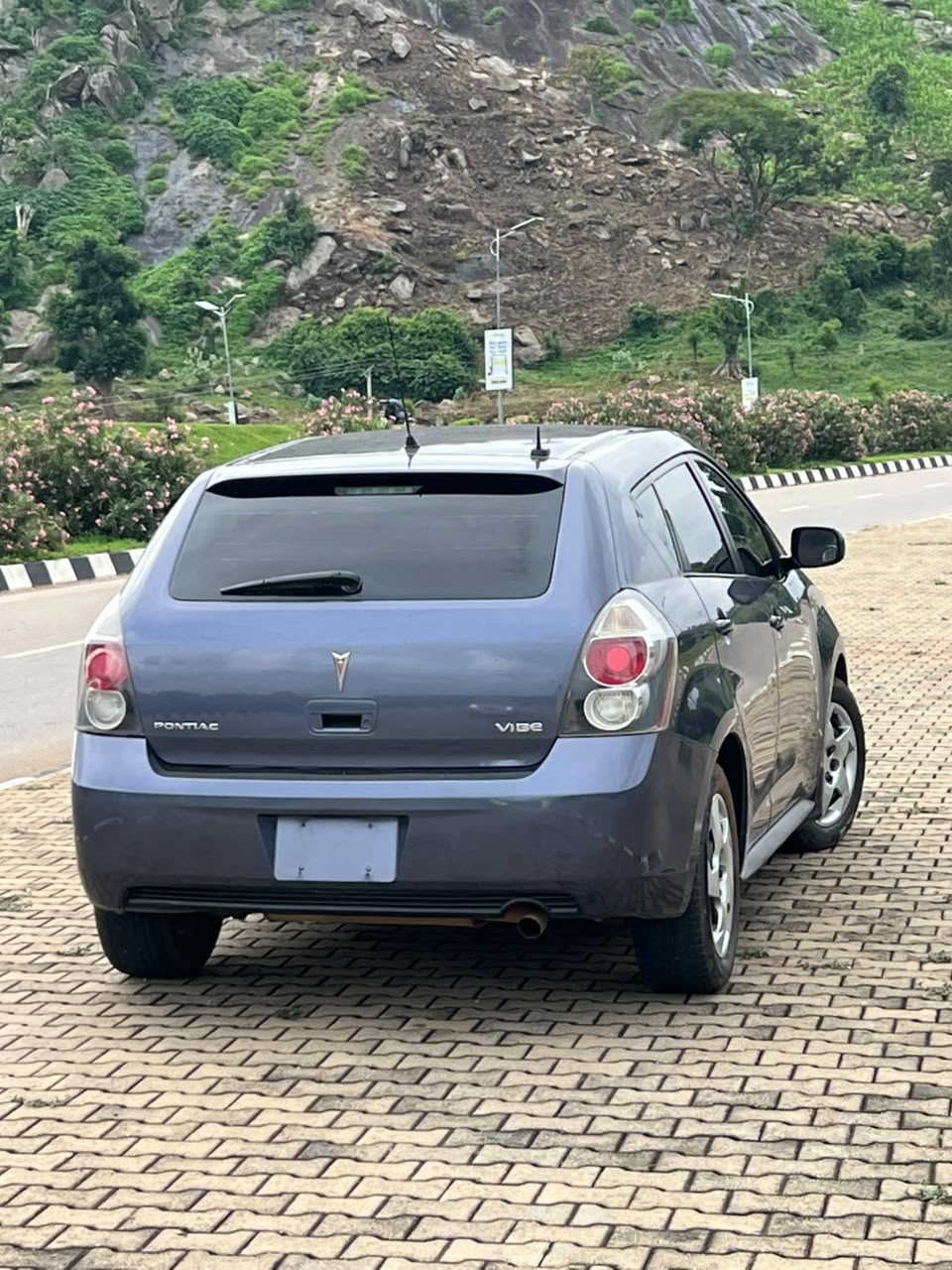 
								Cearfully used Pontiac vibe 2009 model in less than three months used everything is excellent going for 7m Abuja deal full									