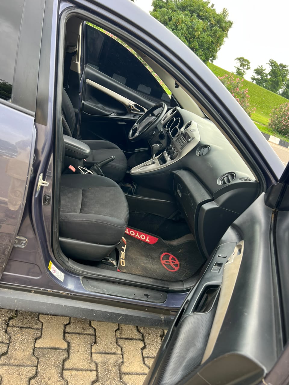 
								Cearfully used Pontiac vibe 2009 model in less than three months used everything is excellent going for 7m Abuja deal full									