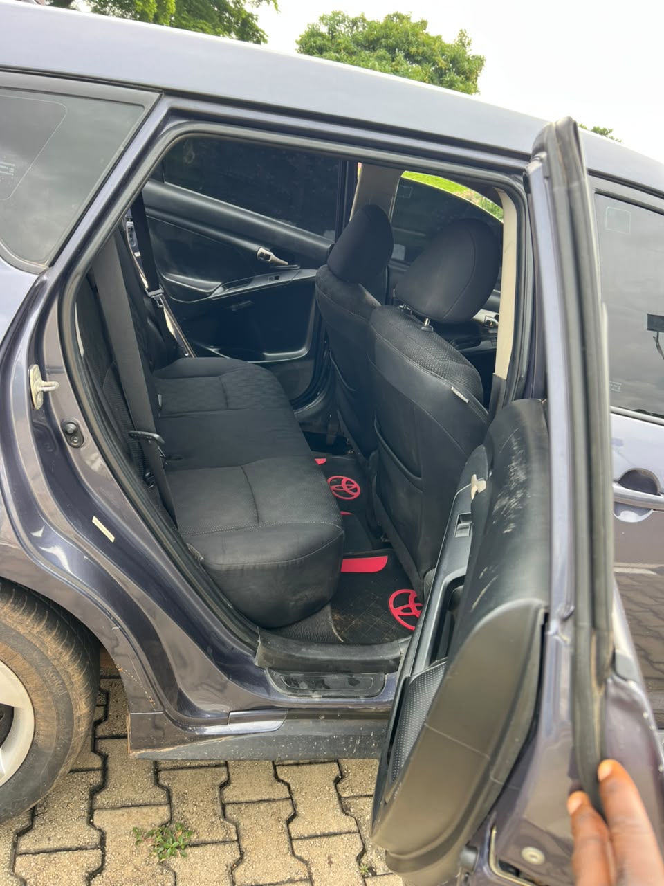 
								Cearfully used Pontiac vibe 2009 model in less than three months used everything is excellent going for 7m Abuja deal full									