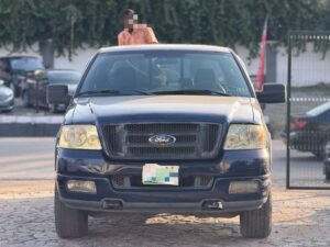 QUICK SALE!! 🚨  2004 Ford F-150 FX4 Off-Road Extremely clean • Everything working perfectly • Buy & Drive  💰 ₦8.6 Million 📍 Abuja