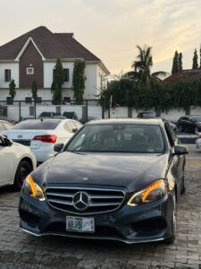 NIGERIANUSED MERCEDES BENZ E350 2014 .    Sunroof, Buy and drive, Nothing to fix, everything working perfectly.   Buy and drive.   💰 14 M 📍Abuja  🚨 Hurry before SOLD!