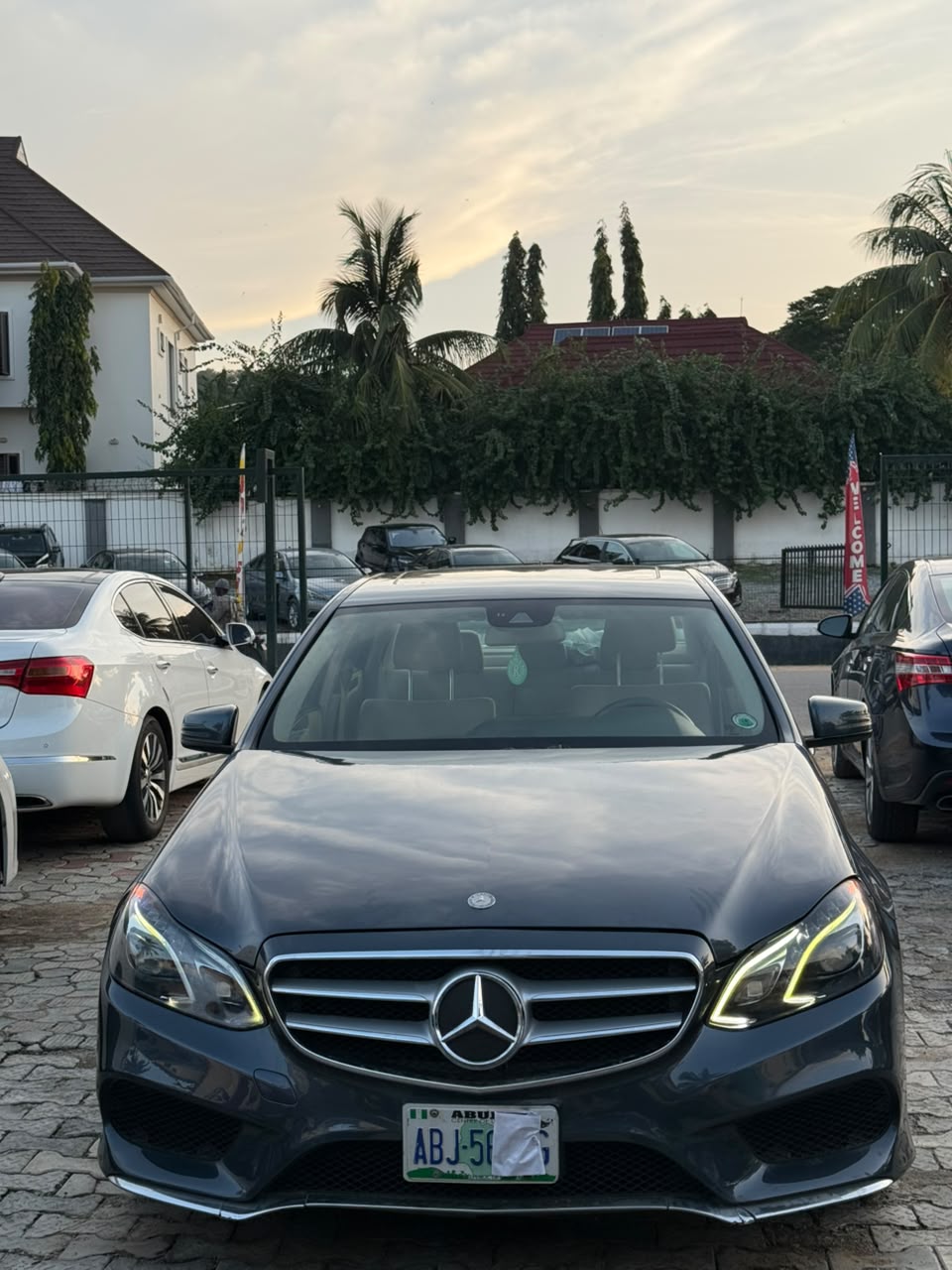 
								NIGERIANUSED MERCEDES BENZ E350 2014 .    Sunroof, Buy and drive, Nothing to fix, everything working perfectly.   Buy and drive.   💰 14 M 📍Abuja  🚨 Hurry before SOLD! full									