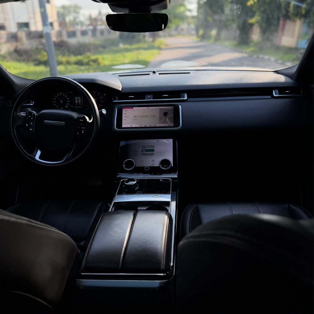 
								VERY GOOD DEAL✅‼️  Range Rover Velar P250 2019 Model Foreign Used [Paid Duty]  PRICE:N46,500,000 💰  Abuja deal📍  Nationwide Delivery… after proper inspection and full payment full									