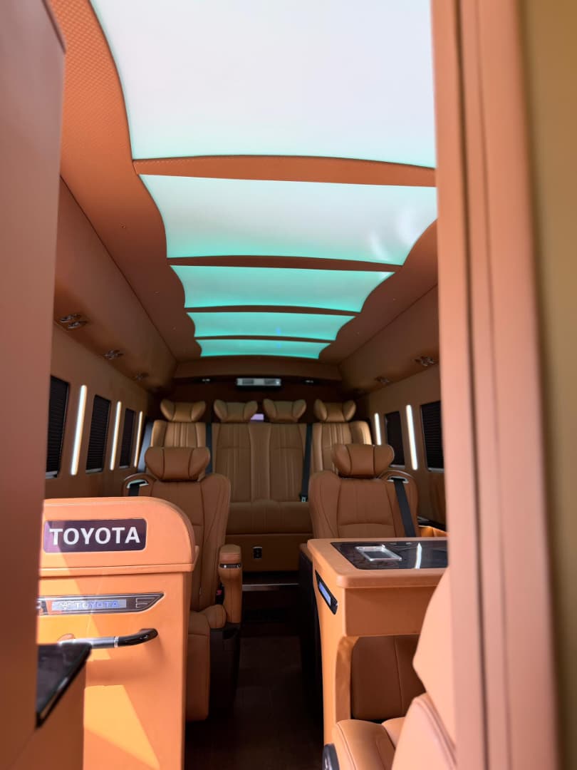 
								Brand new BULLETPROOF COASTER BUS 2025 model diesel engine. Wireless charger, private jet sitting position,  wine space, fridge, tv and lots more. Full Ballistic protection including run flat tires 850m 📍 Now 730m Best Abuja deal full									