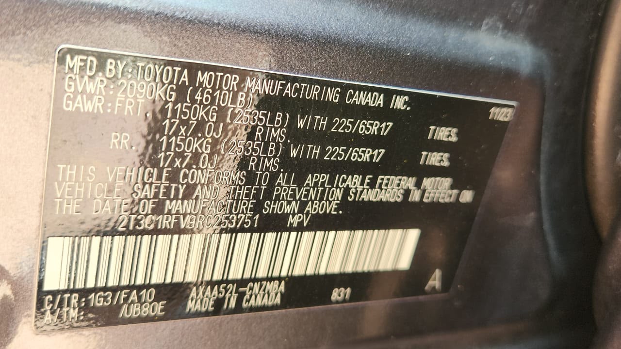 
								2024 two months used RAV4 Xle with original duty, keyless with open roof 35m owner full									