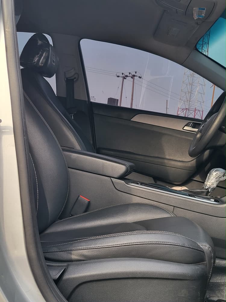 
								Mad distress Two months registered owner is in need of money offer only last 24hrs 11M 2018 Hyundai Sonata Abuja full									