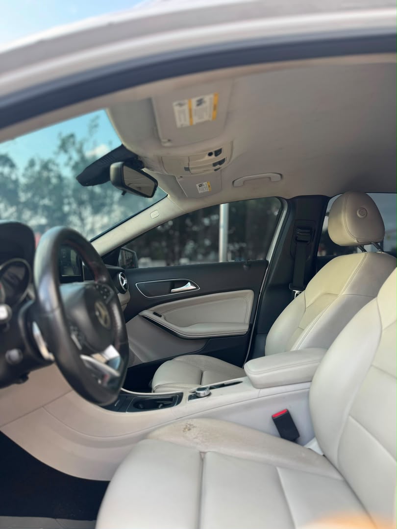 
								MERCEDES-BENZ GLA250 Extremely clean 2016 Model  Original duty ☑️ 🏷️14.5m 📍Abuja full									