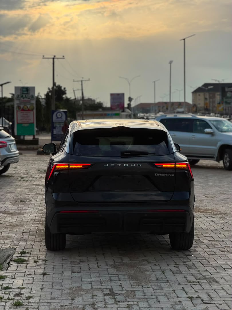 
								Just in‼️JETOUR DASHING  Brand new 2026 Model  Original duty ☑️ 🏷️38.5m 📍Abuja full									
