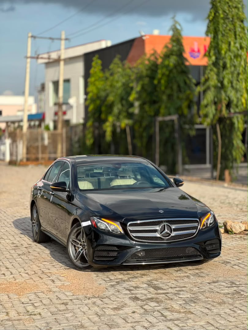 
								MERCEDES-BENZ E400 Foreign used 2018 95k Miles Original duty ☑️ 🏷️39.5m 📍Abuja full									