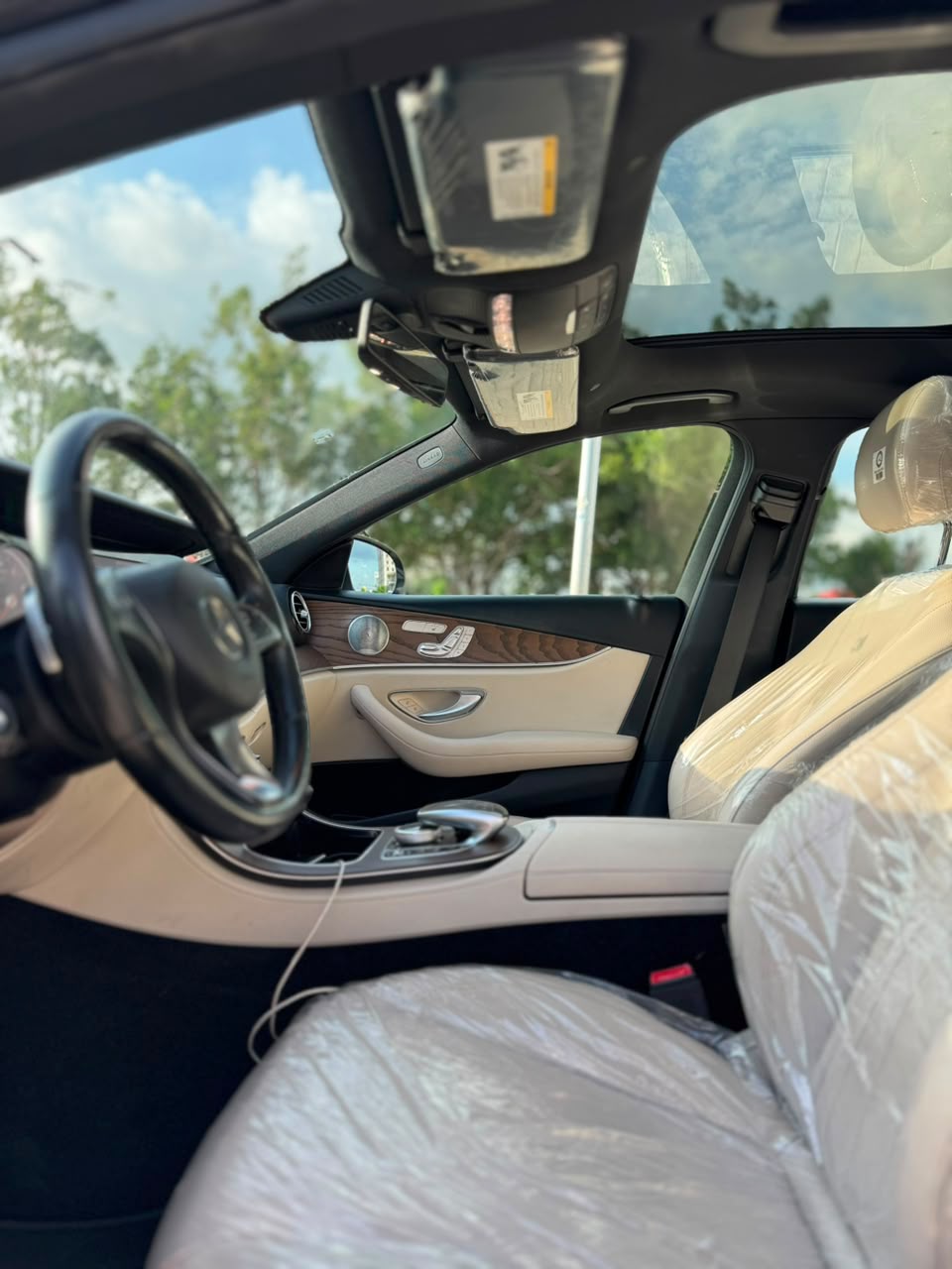 
								MERCEDES-BENZ E400 Foreign used 2018 95k Miles Original duty ☑️ 🏷️39.5m 📍Abuja full									