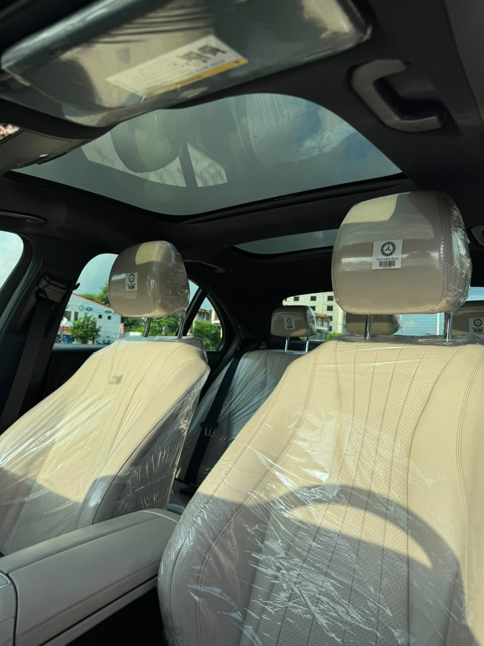 
								MERCEDES-BENZ E400 Foreign used 2018 95k Miles Original duty ☑️ 🏷️39.5m 📍Abuja full									
